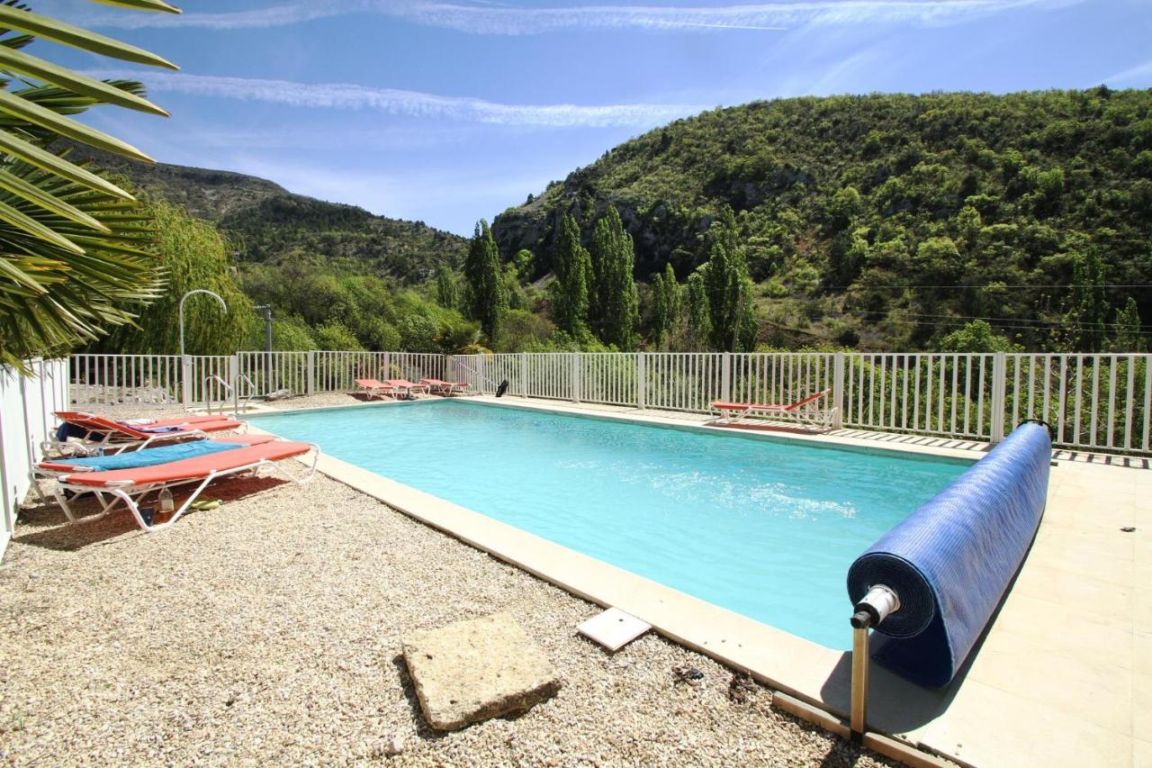 Chambre Une Fenetre Sur Le Ventoux La Clue Plaisians Exterior photo